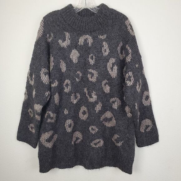 NWT Universal Thread Chunky Sweater. Leppard Gray. Oversized. Size 1XL - Picture 1 of 12